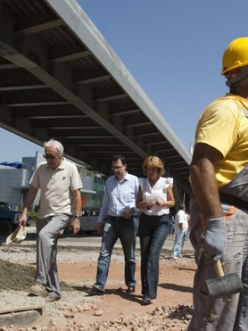 <p>
	<em>Кметът Йорданка Фандъкова по време на инспекцията на строителството на кръстовището на две нива в &quot;Младост&quot; в края на юни. Снимка: БТА</em></p>
