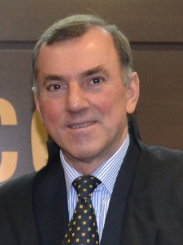 <p style="text-align: justify;">
	доц. д-р Стоян Александров. <em>Снимка: Свилен Колев</em></p>
