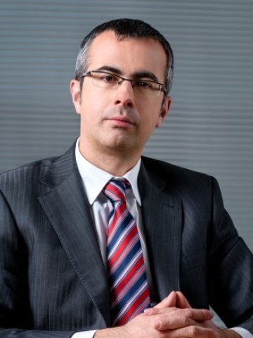 Ангел Матеев, зам-началник сектор „Банкиране на дребно“, Пощенска банка