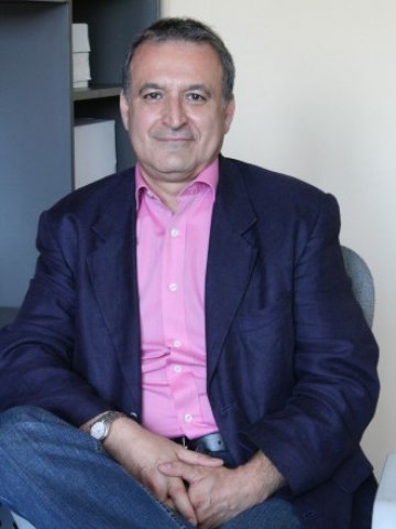 <p>
	Младен Митов. <em>Снимка: Личен архив</em></p>
