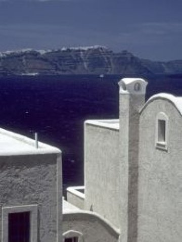 <p>
	Изглед от с. Иа, Санторини. <em>Снимка: sxc.hu</em></p>
