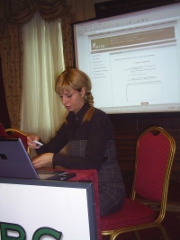 Ваня Щерева изпраща покани за регистрация в Zip.bg. Снимка: Investor.bg