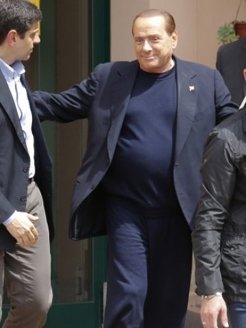 <p>
	Берлускони има &nbsp;забрана за заемане на държавна длъжност за 6 години. <em>Снимка: архив Ройтерс</em></p>
