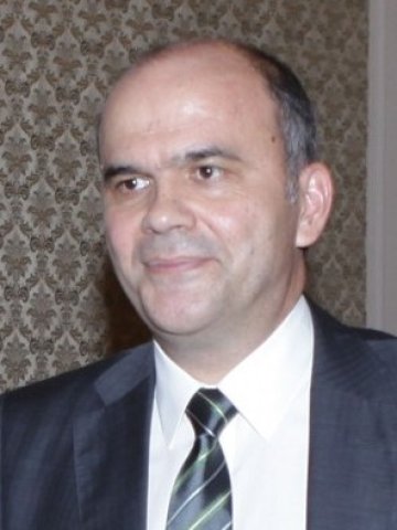 <p>
	Бисер Петков, управител на Националния осигурителен институт &nbsp;Снимка: БТА</p>
