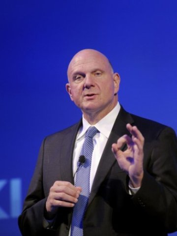 <p>
	Балмър си призна: &quot;Гледахме в друга посока&quot;. <em>Снимка: Ройтерс</em></p>
