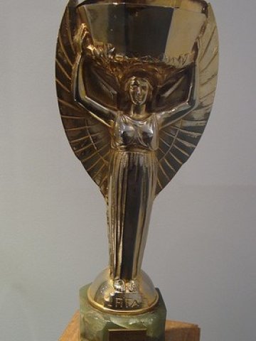 Това е първообразът на трофея на Световното първенство по футбол на FIFA - купата Жул Риме. Снимка: Flickr