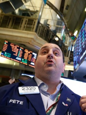 <p>
	<em>Фондовата борса в Ню Йорк. Снимка: Ройтерс</em></p>
