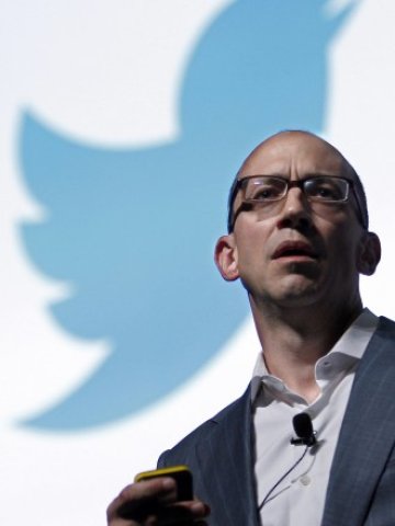 <p>
	Главният изпълнителен директор на Twitter Дик Костоло. <em>Снимка: Ройтерс</em></p>
