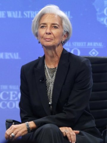 <p>
	Лагард: &bdquo;Има печеливши и губещи, и износителите на петрол ще бъдат засегнати&ldquo;. <em>Снимка: Ройтерс</em></p>
