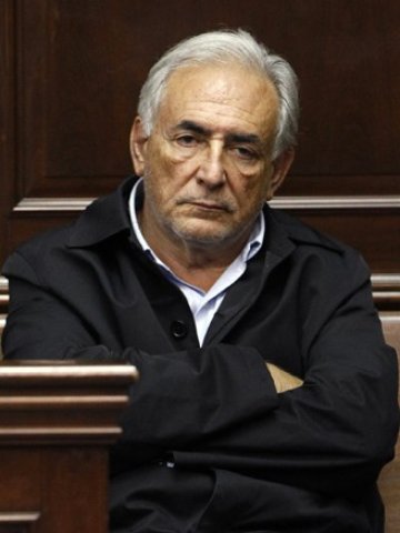 <p>
	Строс-Кан в съда в Манхатън.&nbsp;<em>Снимка: Ройтерс</em></p>
