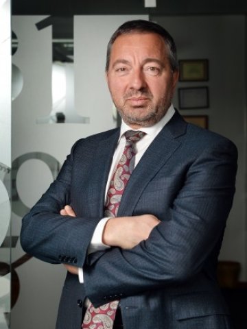 Камен Колчев: Вече има по-голям интерес към инвестиране на финансовите пазари