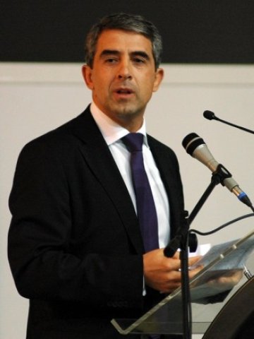 <p>
	<em>Росен Плевнелиев бе в Пловдив на официалното откриване на&nbsp;осмата годишна среща на кметовете от Националното сдружение на&nbsp;общините.</em> &nbsp;Снимка: БТА</p>
