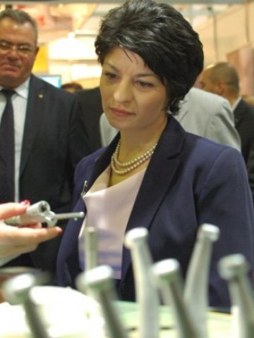 <p>
	Министърът на здравеопазването Десислава Атанасова. <em>Снимка: БТА</em></p>
