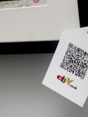 <p>
	<a _fcksavedurl="http://www.investor.bg/novini/122/a/bylgarskite-imoti-stavat-populiarni-i-v-ebay,140299/" href="http://www.investor.bg/novini/122/a/bylgarskite-imoti-stavat-populiarni-i-v-ebay,140299/" target="_blank"><strong>Британци търсят български имоти в... eBay</strong></a>.<em>Снимка: Ройтерс</em></p>
