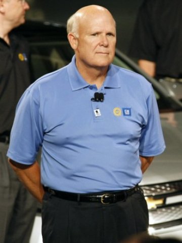 <p>
	Главният изпълнителен директор на GM Дан Ейкърсън. <em>Снимка: Ройтерс</em></p>
