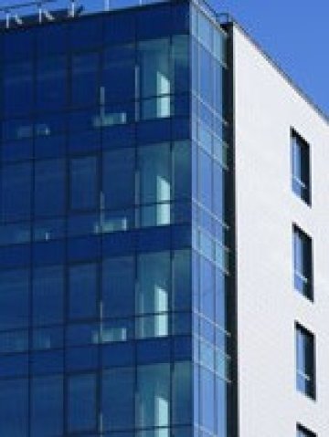 <p>
	Камбаните бизнес център.<em> Снимка: bref-bg.com</em></p>
