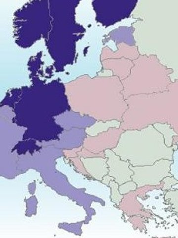 В зелено са страните, където тепърва ще се работи за прехода към цифровизация, сред тях е и България. Източник: КРС