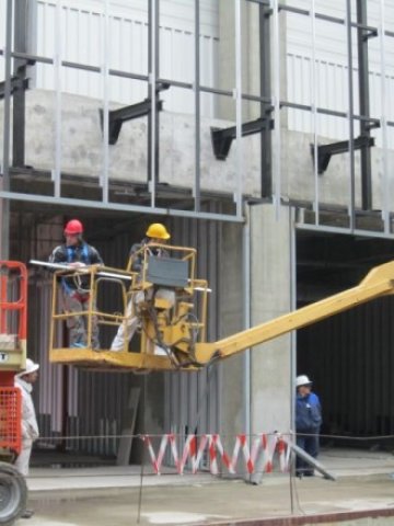 <p>
	Sofia South Ring Mall ще отвори врати догодина. <em>Снимка: Investor.bg</em></p>
