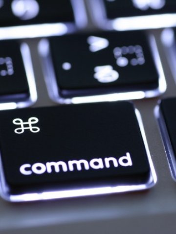 <p>
	Светещата клавиатура отново ще радва собствениците на&nbsp;MacBook Air.<em> Снимка: sxc.hu</em></p>
