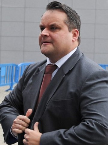 <p>
	<em>Холандският финансов министър Ян Кийс де Ягер. Снимка: Ройтерс</em></p>
