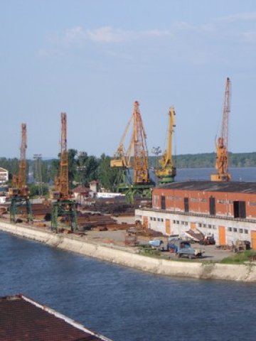 <p>
	<em>Порт Русе-Запад бе сред успешно отдадените на концесия терминали </em>Снимка: <em>Пристанище Русе-Запад</em></p>
