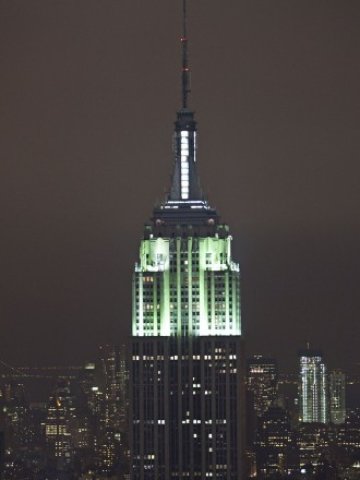 Битката около IPO-то на "Емпайър Стейт Билдинг" се пренесе и на данъчен терен