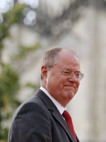 <p>
	Социалистическият лидер обеща да&nbsp;се справи с обществените различия между богати и бедни, ако бъде избран за канцлер. <em>Снимка: Ройтерс</em></p>
