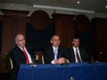 От ляво на дясно: Симеон Петков, Асен Христов, Кирил Бошов. Снимка: Investor.bg