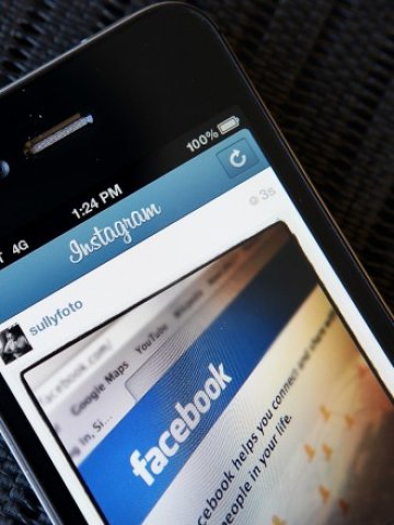 <p>
	Наскоро Facebook придоби Instagram за 1 млрд. долара.&nbsp;<em>Снимка: Getty Images</em></p>
