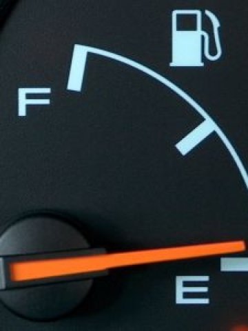 <p>Цената на петрола остава близо до най-високите си нива от септември 2008 г. <i>Снимка: Sxc.hu</i></p>