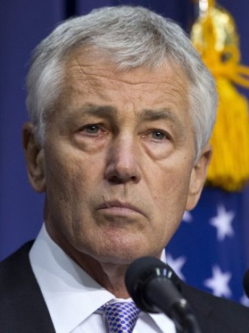 <p>
	САЩ ще осигури на Южна Корея широк набор от превантивни оръжейни системи, заяви американския министър на отбраната Чък Хагел. <em>Снимка: Ройтерс</em></p>
