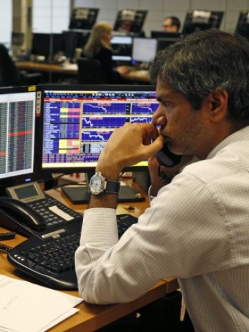 <p>
	Инвеститорите днес бяха консервативни. Снимка: Ройтерс</p>
