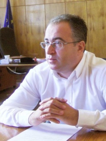 <p>
	<em>Велик Занчев</em> Снимка: <em>Архив, Investor.bg</em></p>
