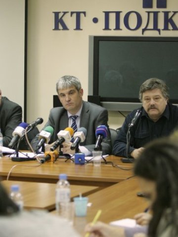 <p>
	&nbsp;Ръководствата на КТ &quot;Подкрепа&quot; и на КНСБ обявиха позицията си относно проектобюджета за 2012 г. <em>Снимка: БТА</em></p>
