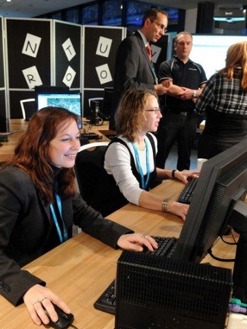 <p>Ролята на интернет в икономиката на Великобритания ще увеличава дела си. Снимка: ONLINE EDUCA</p>
<p>&nbsp;</p>