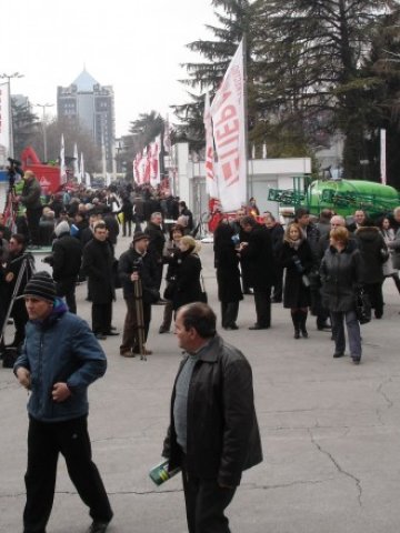 <p>
	Интересът към тазгодишното изложение е изключително голям &nbsp; &nbsp; &nbsp; &nbsp; Снимка: Investor.bg</p>
