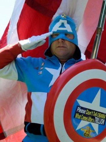 <p>
	&nbsp;&quot;Капитан Америка: Първият отмъстител&quot; &nbsp;бе изместен от първото място в България от новите маймунски истории.<em> Снимка: Ройтерс</em></p>
