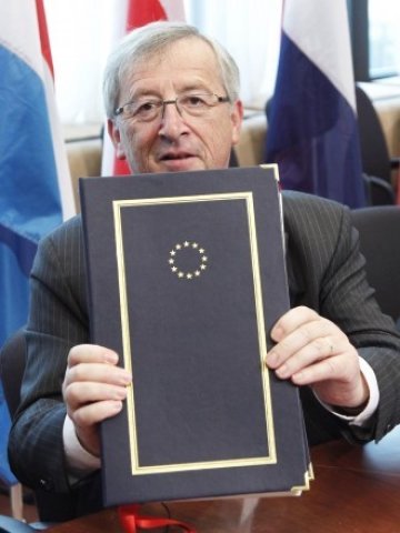 <p>
	Председателят на еврогрупата Жан-Клод Юнкер.&nbsp;<em>Снимка: Ройтерс </em></p>
