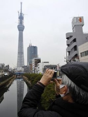 <p>Tokyo Sky Tree на заден план. <i>Снимка: БТА</i></p>