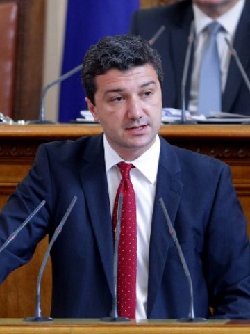 Сигналът за източване на енергетиката вече е в прокуратурата