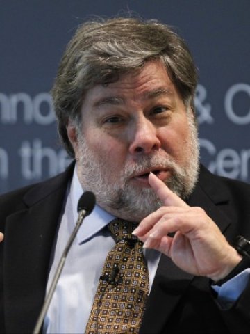 <p>
	Стив Возняк. <em>Снимка: Ройтерс</em></p>
