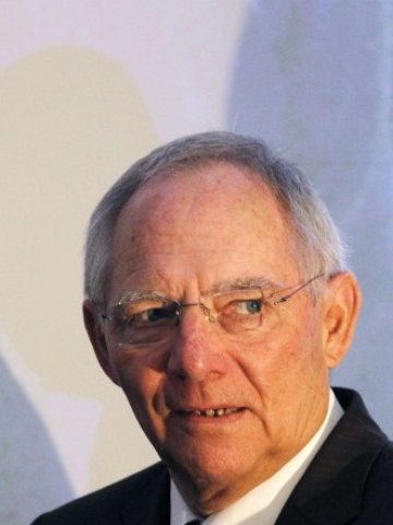 <p>
	Влофганг Шойбле: Гърция се нуждае от нов пакет на стойност 90 млрд. евро.&nbsp;<em>Снимка: Ройтерс</em></p>
