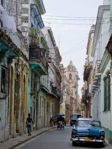 <p>
	Хавана; Снимка: darkroomillusions, лиценз: <strong><a href="http://creativecommons.org/licenses/by/2.0/deed.en" target="_blank">CreativeCommons</a></strong></p>
