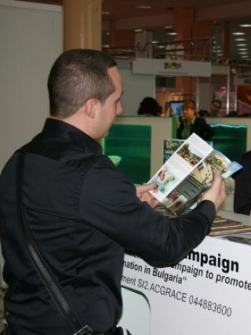 <p>
	Българският щанд на туристическата борса в Букурещ &nbsp; &nbsp;Снимка: МИЕТ</p>
