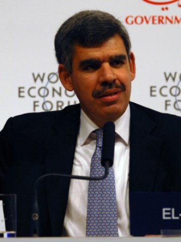 <p>
	<em>Мохамед Ел- Ериан, изпълнителен директор на Pacific Investment Management Company. Снимка: World Economic Forum, лиценз: <strong><a href="http://creativecommons.org/licenses/by-sa/2.0/" target="_blank">CreativeCommons</a></strong></em></p>
