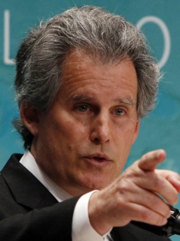 <p>
	Дейвид Липтън посочи инвестициите в инфаструктура като потенциален двигател на растежа.&nbsp;<em>Снимка: Ройтерс</em></p>
