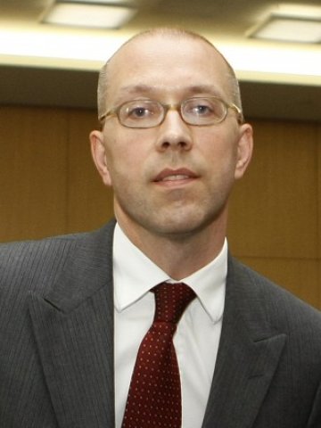 <p>
	Йорг Асмусен. <em>Снимка: Ройтерс</em></p>
