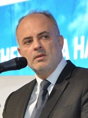 <p>
	Тотю Младенов, министър на труда и социалната политика. <em>Снимка: БТА</em></p>
