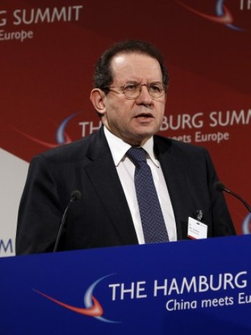 <p>
	Витор Констансио. <em>Снимка: Архив Ройтерс</em></p>
