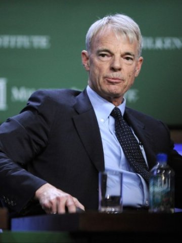 <p>
	Майкъл Спенс. <em>Снимка: Архив Ройтерс</em></p>
